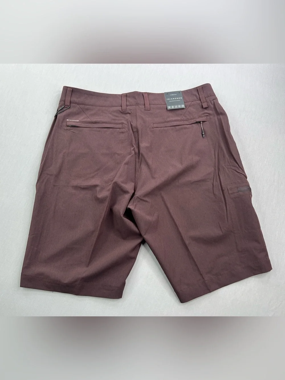 7 DIAMONDS SIERRA HIGH PERFORMANCE WTAER RESISTANT SHORTS